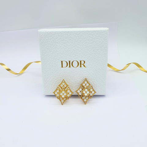 Christian Dior Witte Emaille Ruitvormige Clip Oorbellen 1968