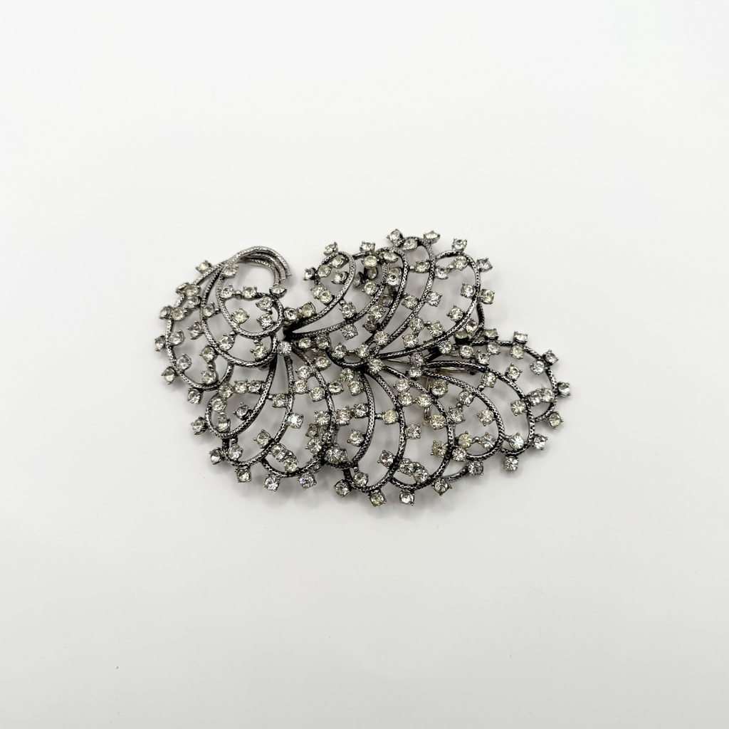 Vintage Elsa Schiaparelli – Crystal Cascade Brooch – view 7