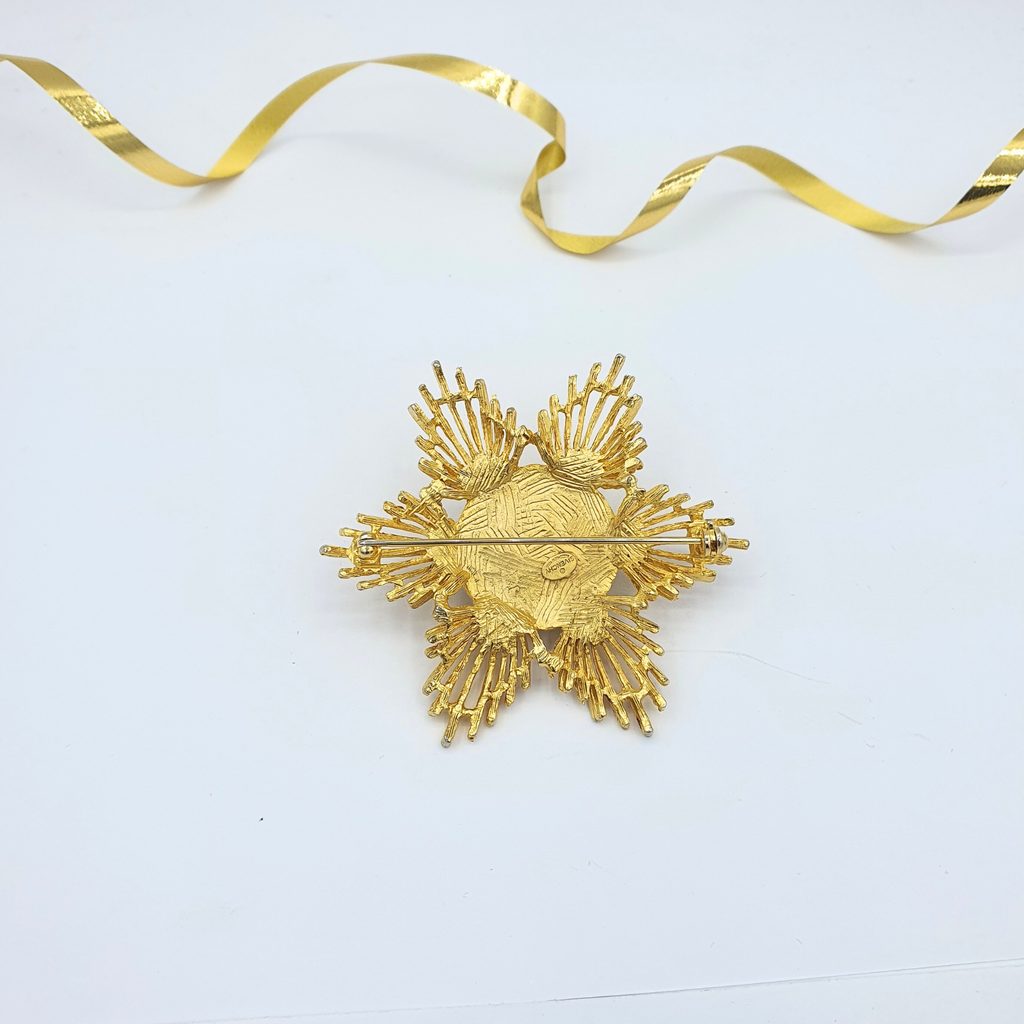 Vintage Givenchy Gold Star with Black Cabochon Brooch – view 2