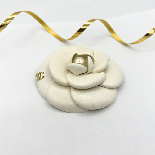 Vintage Chanel Camellia Leather Brooch – view 2