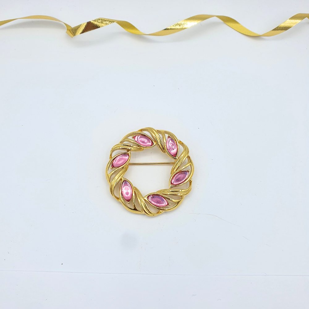 Vintage Trifari Pink Cabochon Brooch
