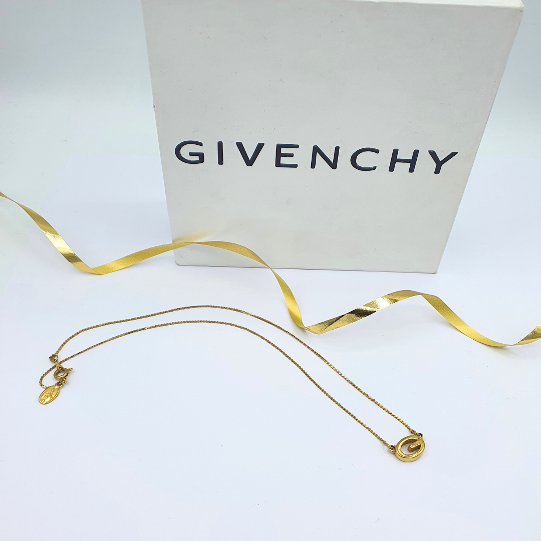 Vintage Givenchy Round Givenchy-G Symbol Pendant Necklace