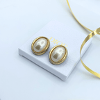 Vintage Dior Clip Earrings – view 2