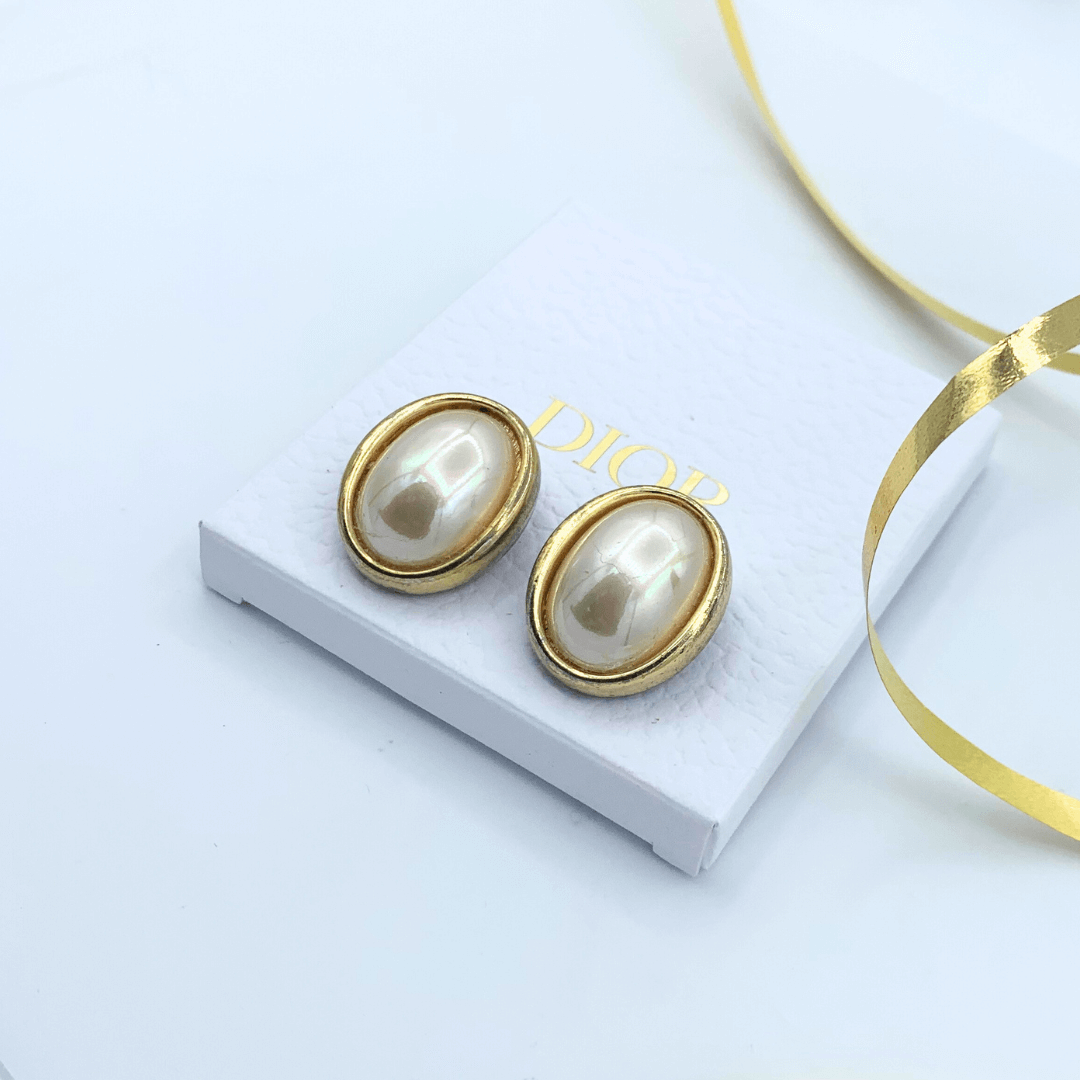 Vintage Dior Clip Earrings – view 2