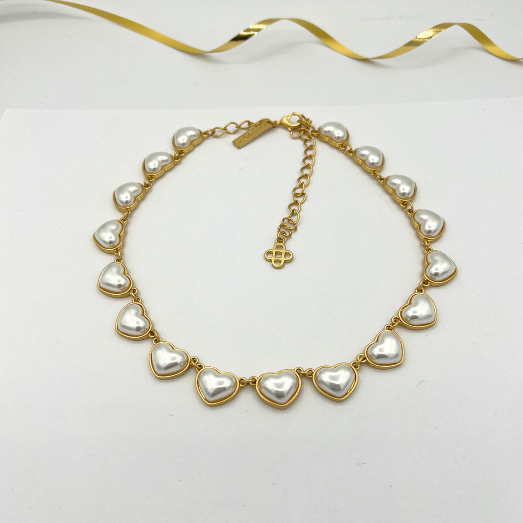 Vintage Oscar de la Renta Hearts Necklace – view 3