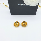 Vintage Chanel Quilted Motif CC Logo Clip Earrings – view 3