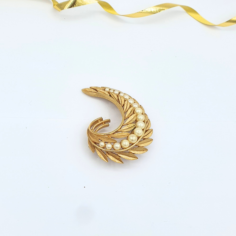 Trifari – Laurierblad Broche met Parels