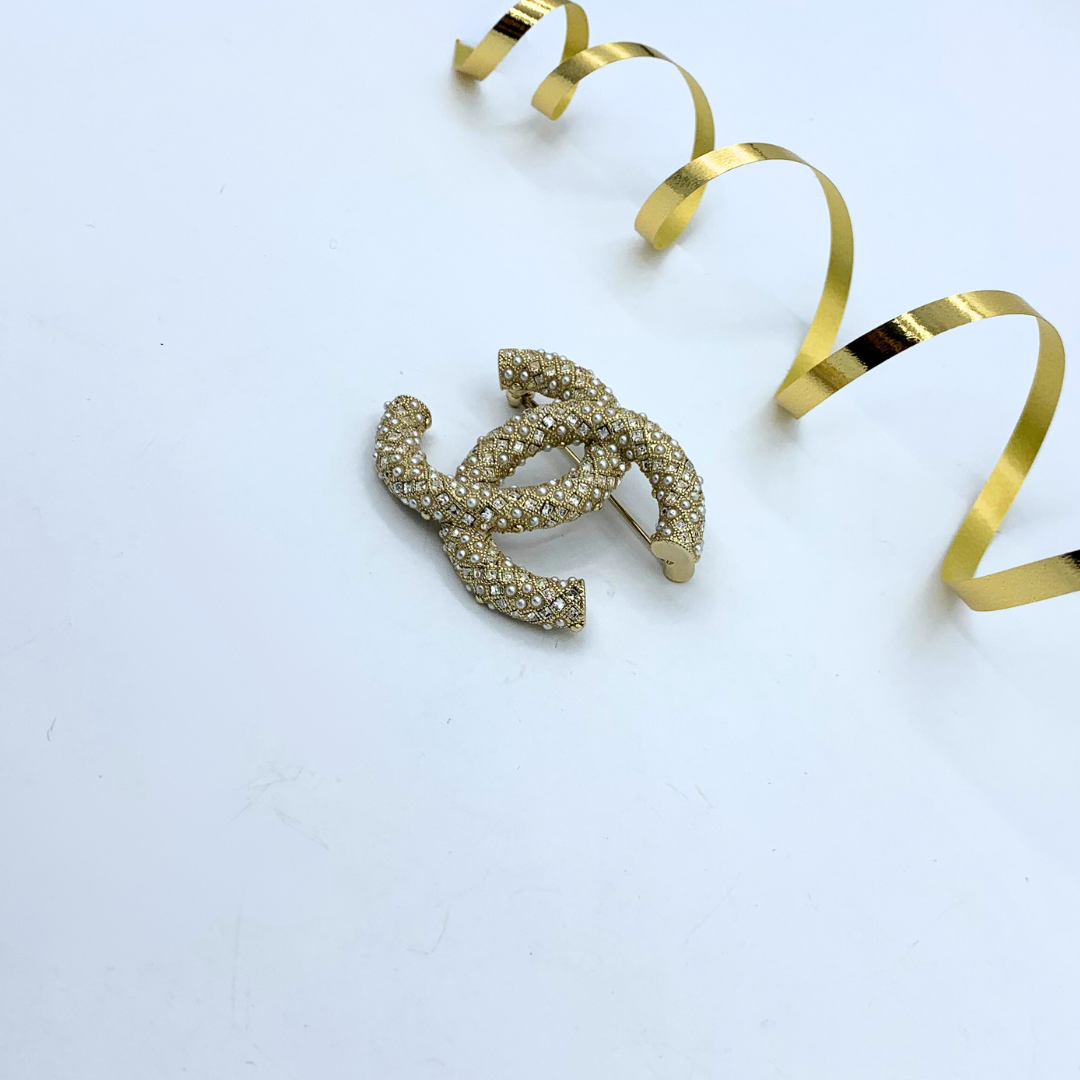 Vintage Chanel CC Brooch – view 2