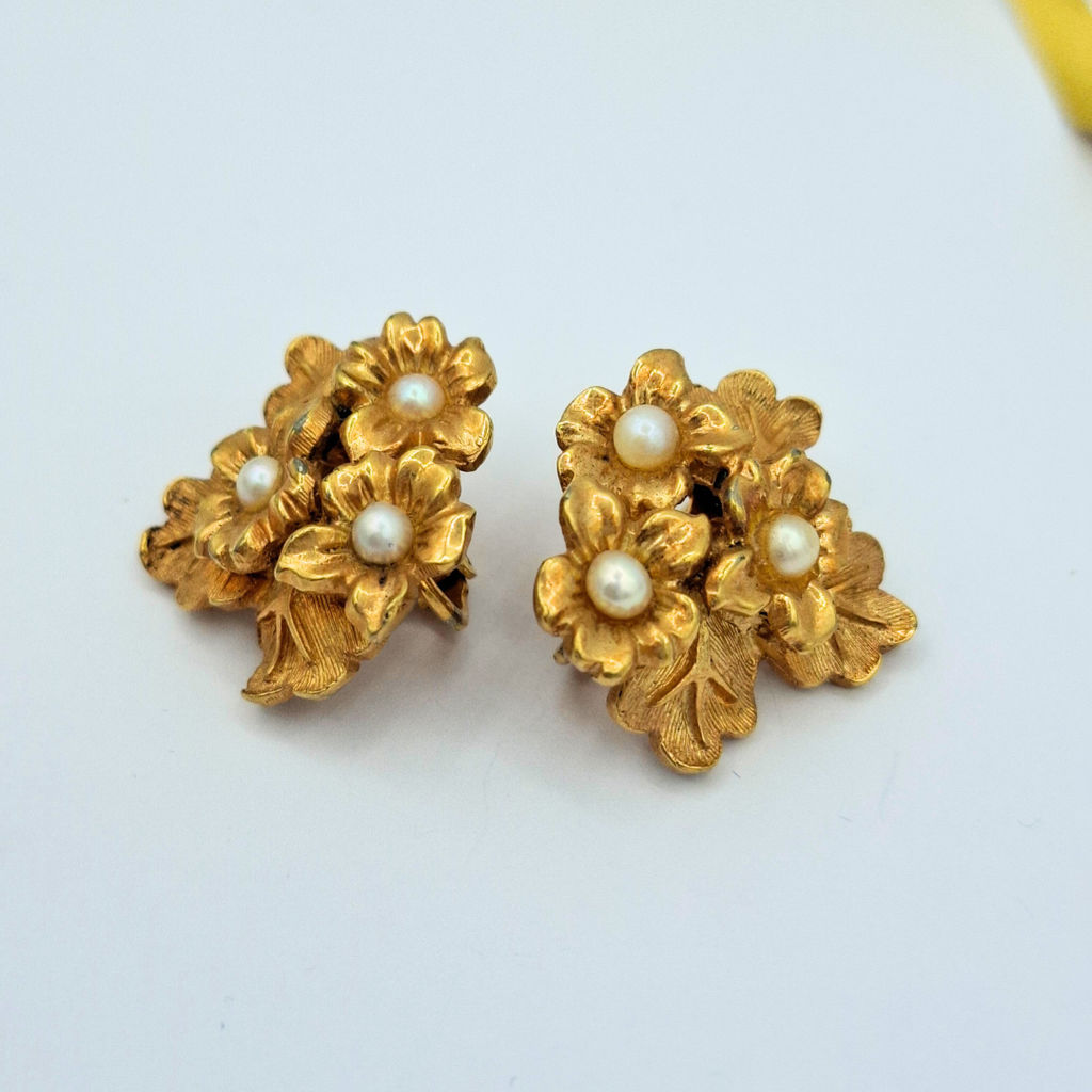 Vintage Marcel Boucher Detailed Flower Pearl Clip Earrings – view 3