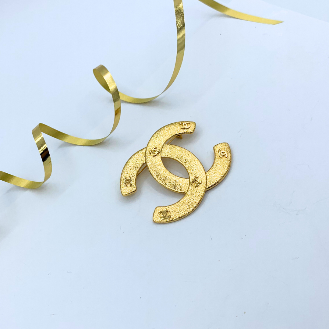 Vintage Chanel CC Brooch – view 2
