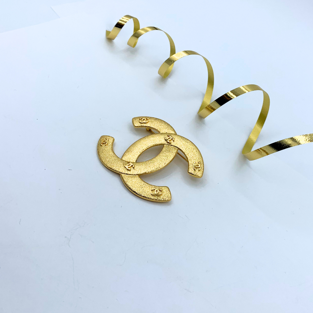 Vintage Chanel CC Brooch – view 3