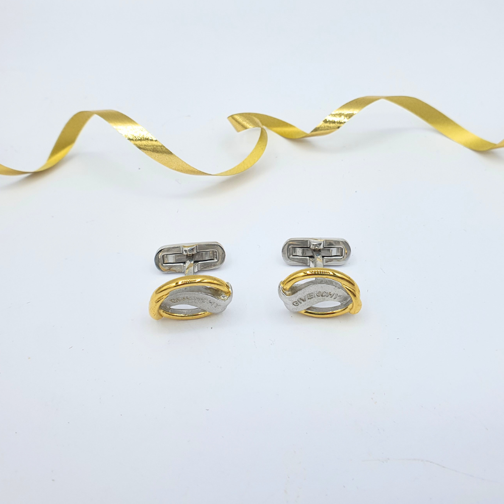 Givenchy Vintage Cufflinks – Bicolour Design – view 2