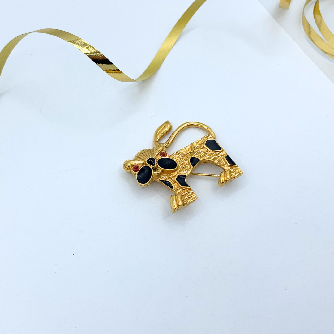 Vintage Carven Cat brooch – view 2