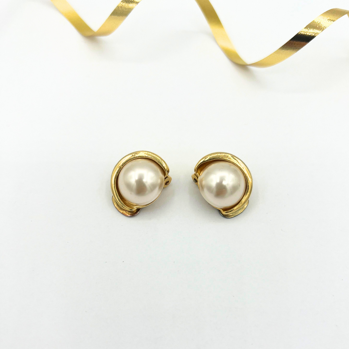 Vintage Faux Pearl Clip Earrings