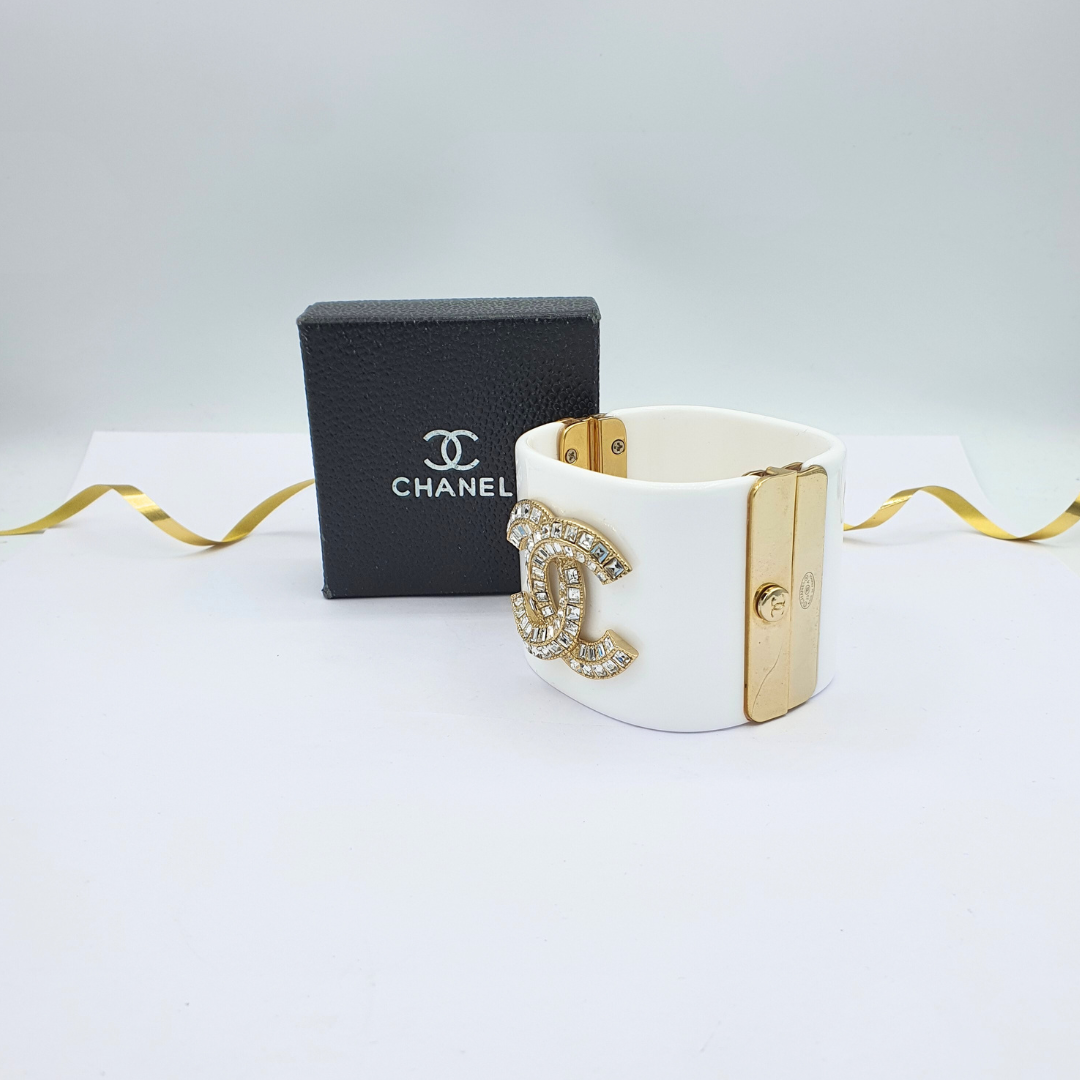 Vintage Chanel White Baguette-Cut Rhinestone Bracelet – view 2