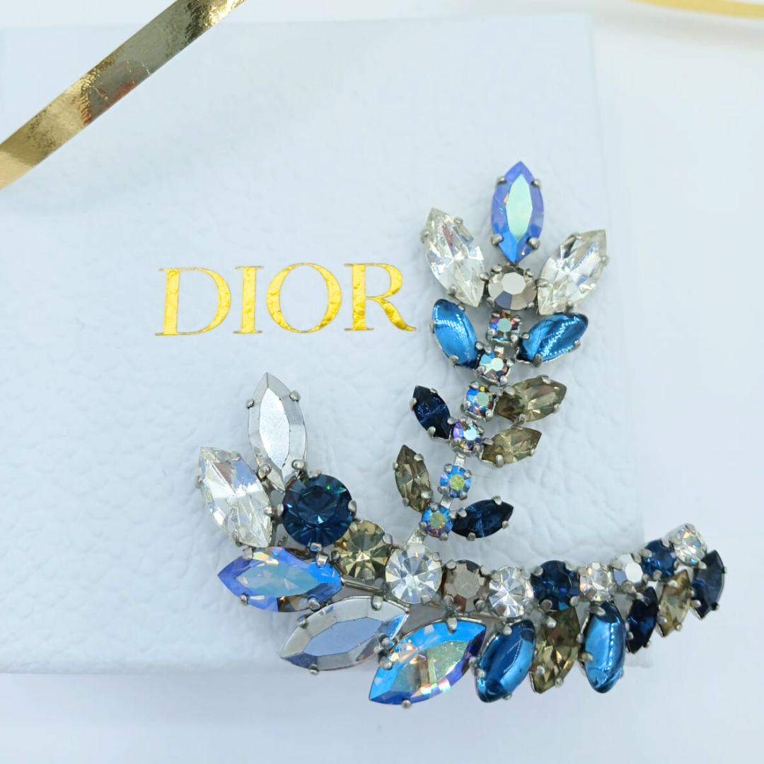 Vintage Christian Dior Leaf-Shaped Crystal XL Brooch 1960s – view 3