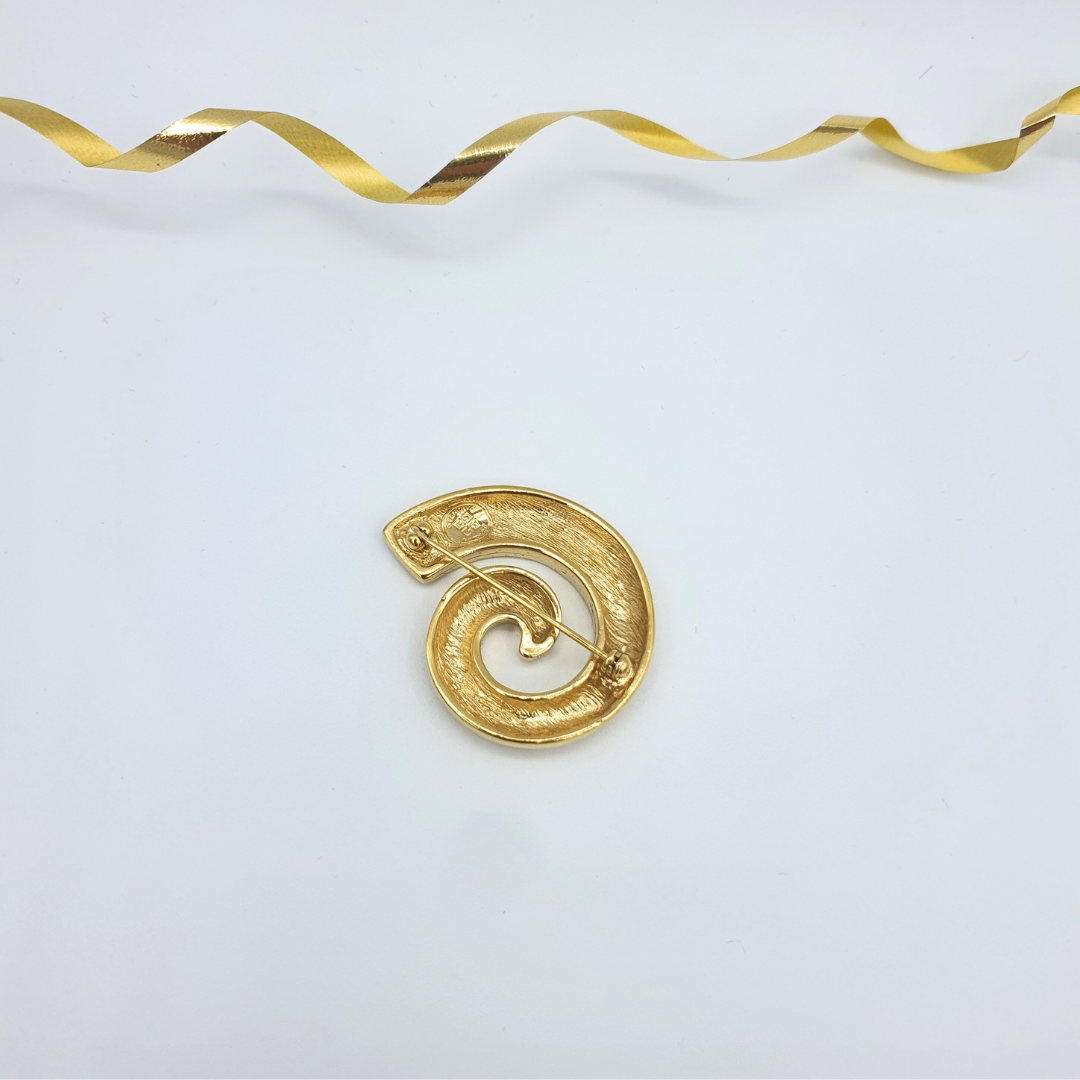 Vintage Givenchy – Abstract Spiral Brooch, circa 1980s–1990s – view 3