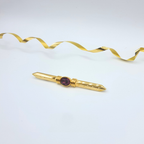 Avon – Gold-Tone Bar Brooch with Red Stone, vintage 1980s – view 3