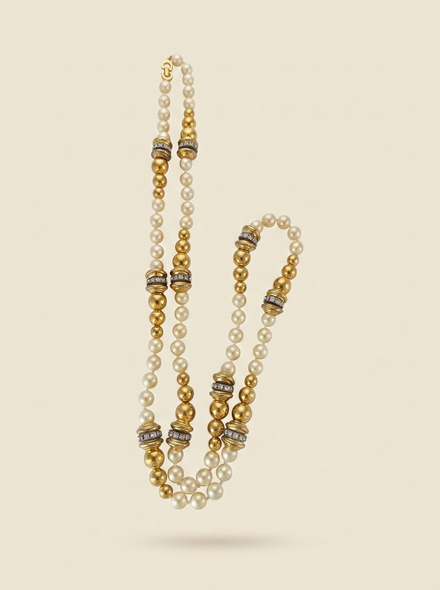 Vintage Christian Dior Long Pearl & Gold Sautoir Necklace – detail view