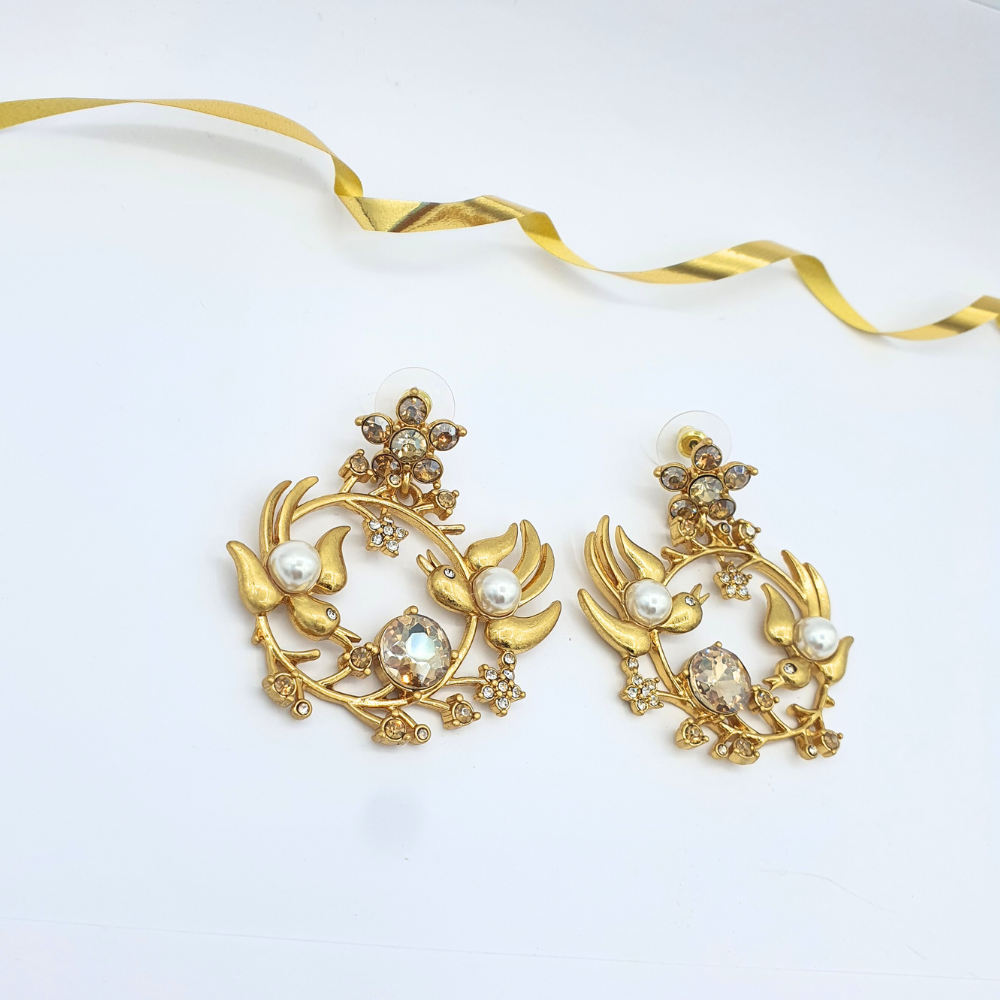 Vintage Oscar de la Renta Bird Wreath Earrings – view 3