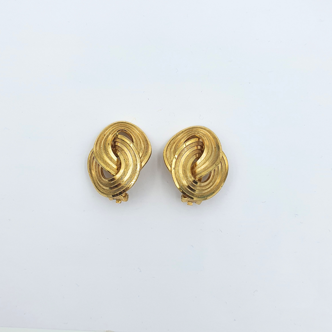 Vintage Christian Dior Knot Texture Clip Earrings – view 2