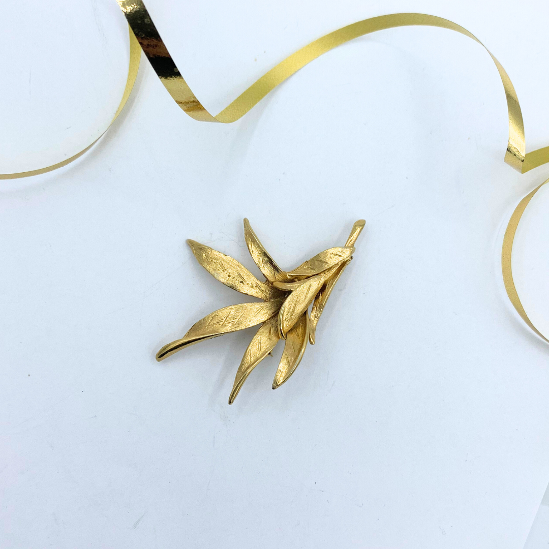Vintage Hollywood Brooch – view 2