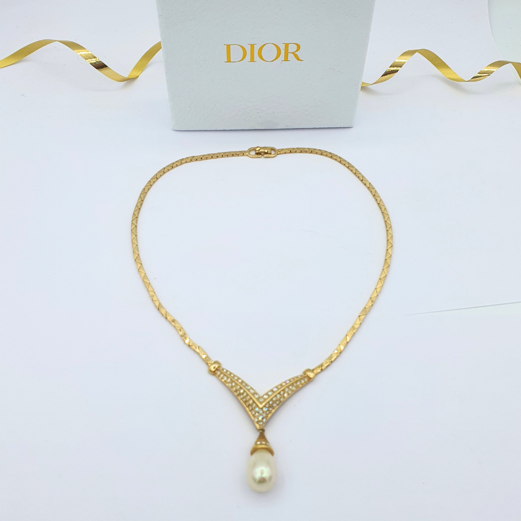 Vintage Christian Dior Teardrop Pearl Necklace