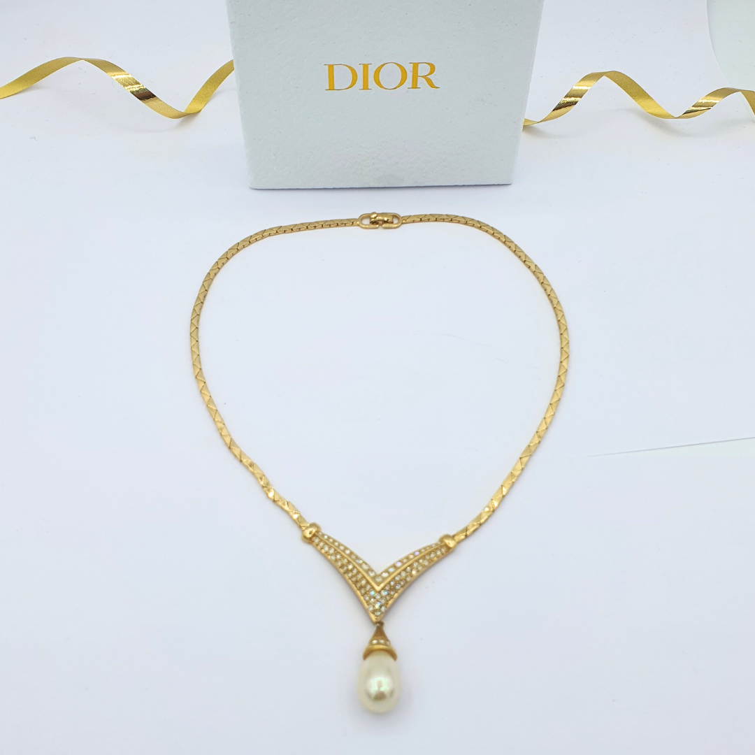 Vintage Christian Dior Teardrop Pearl Necklace