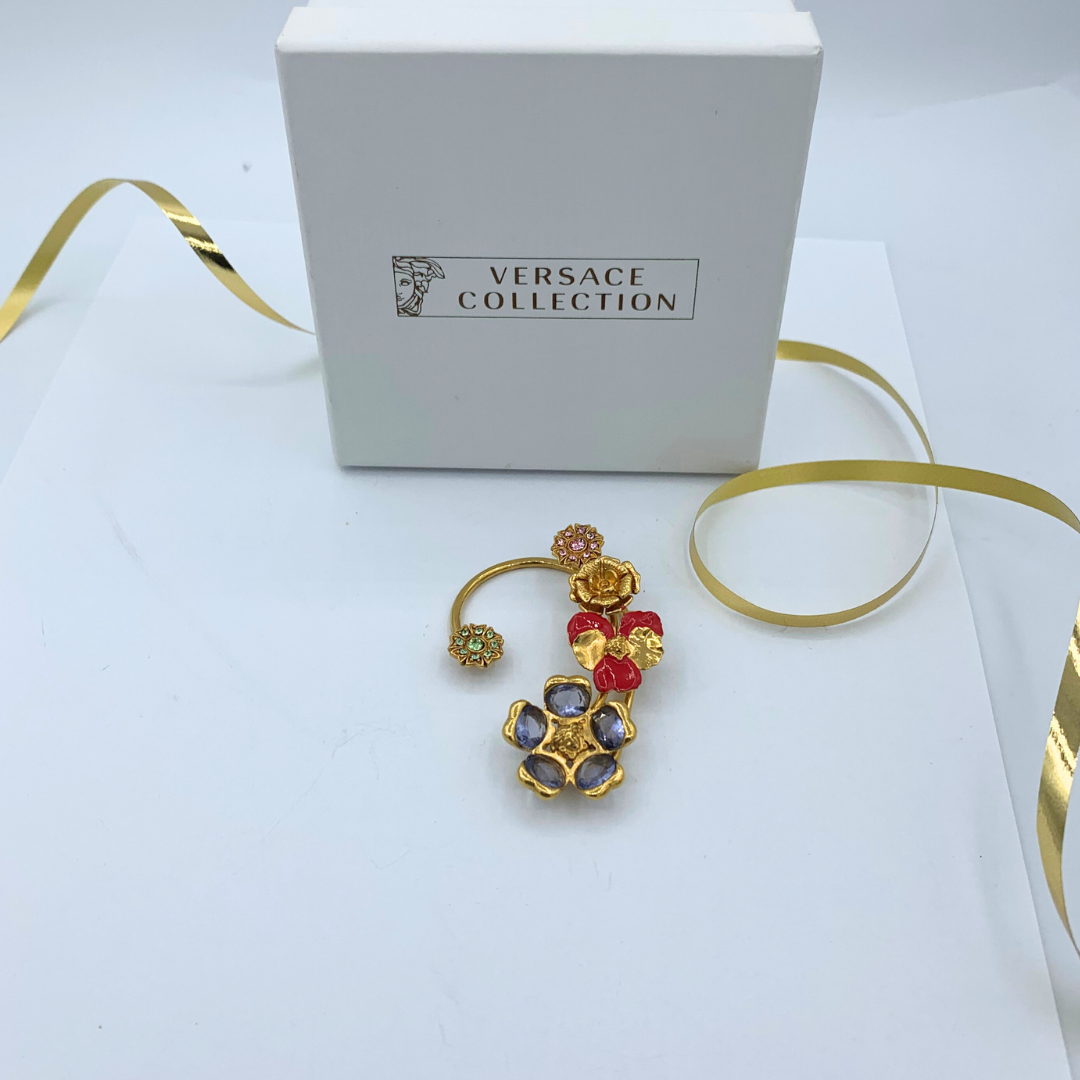 Vintage Versace Flower Ear Cuff – view 2