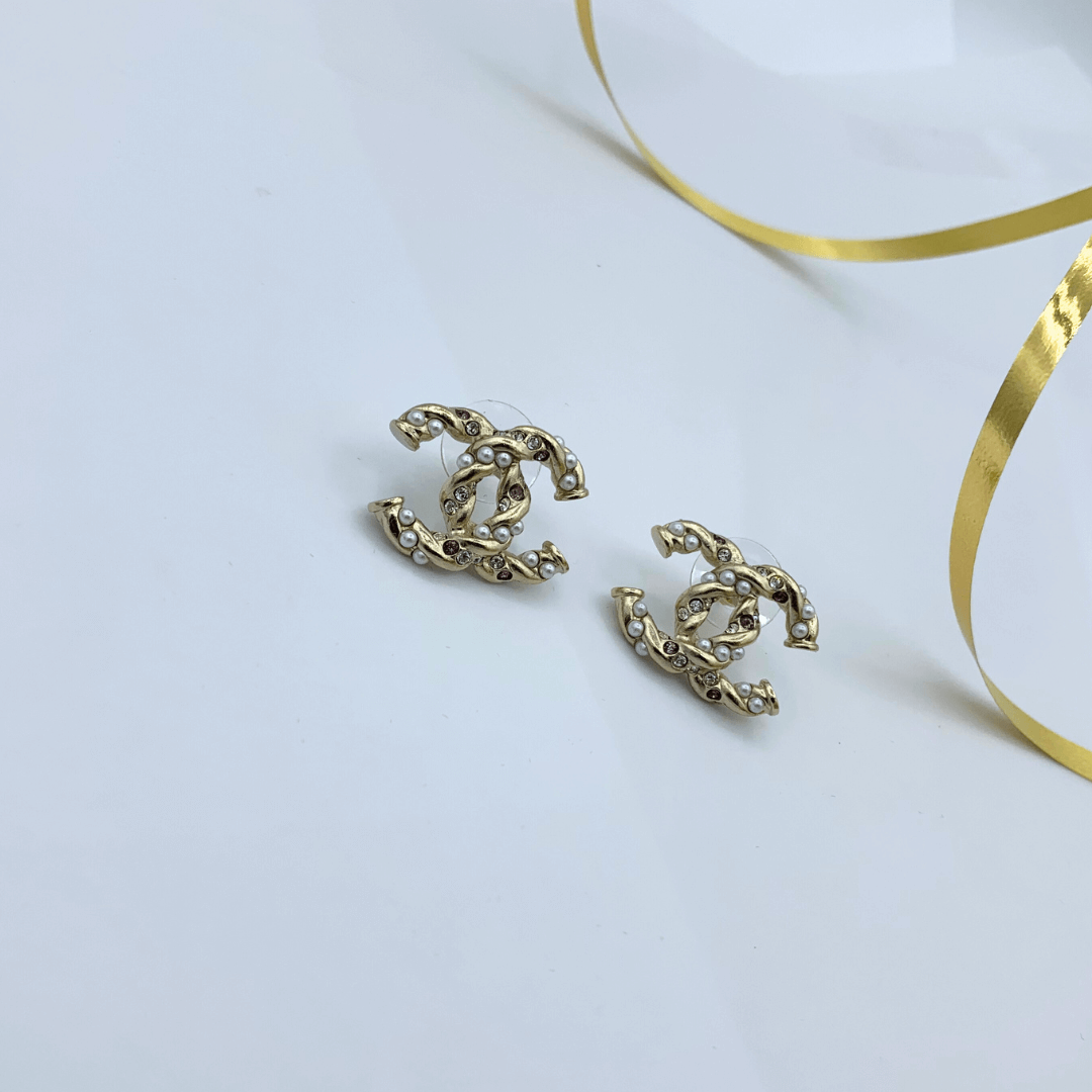 Vintage Chanel CC Logo Faux Pearl Earrings – view 2