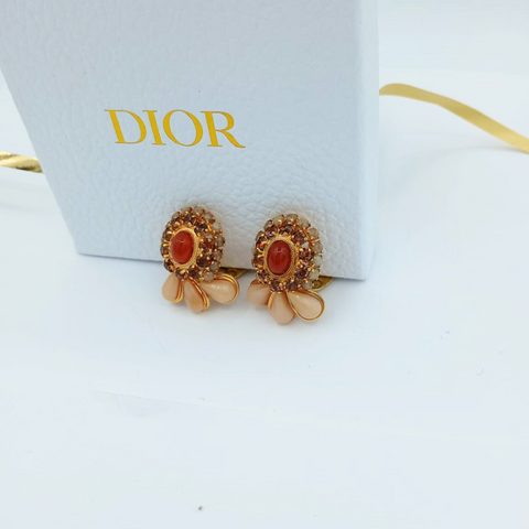 Christian Dior Ovaal Bloemontwerp Clip Oorbellen 1966