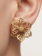 Vintage Christian Dior goudkleurige bloem-clipoorbellen
