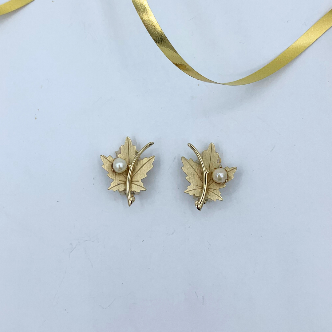Vintage Sarah Coventry Clip Earrings