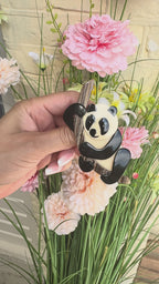 Lea Stein Panda op tak broche van rhodoid