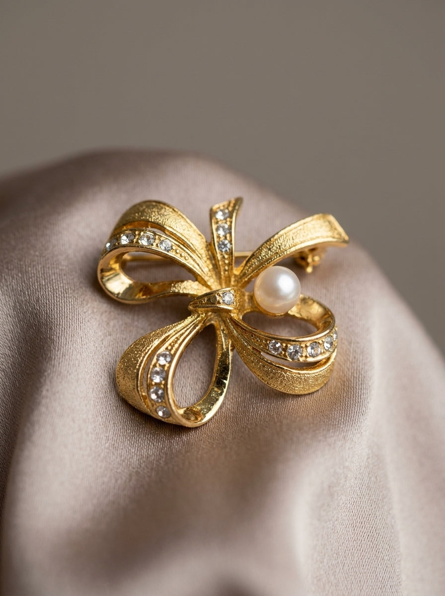 Ribbon Crystal Brooch