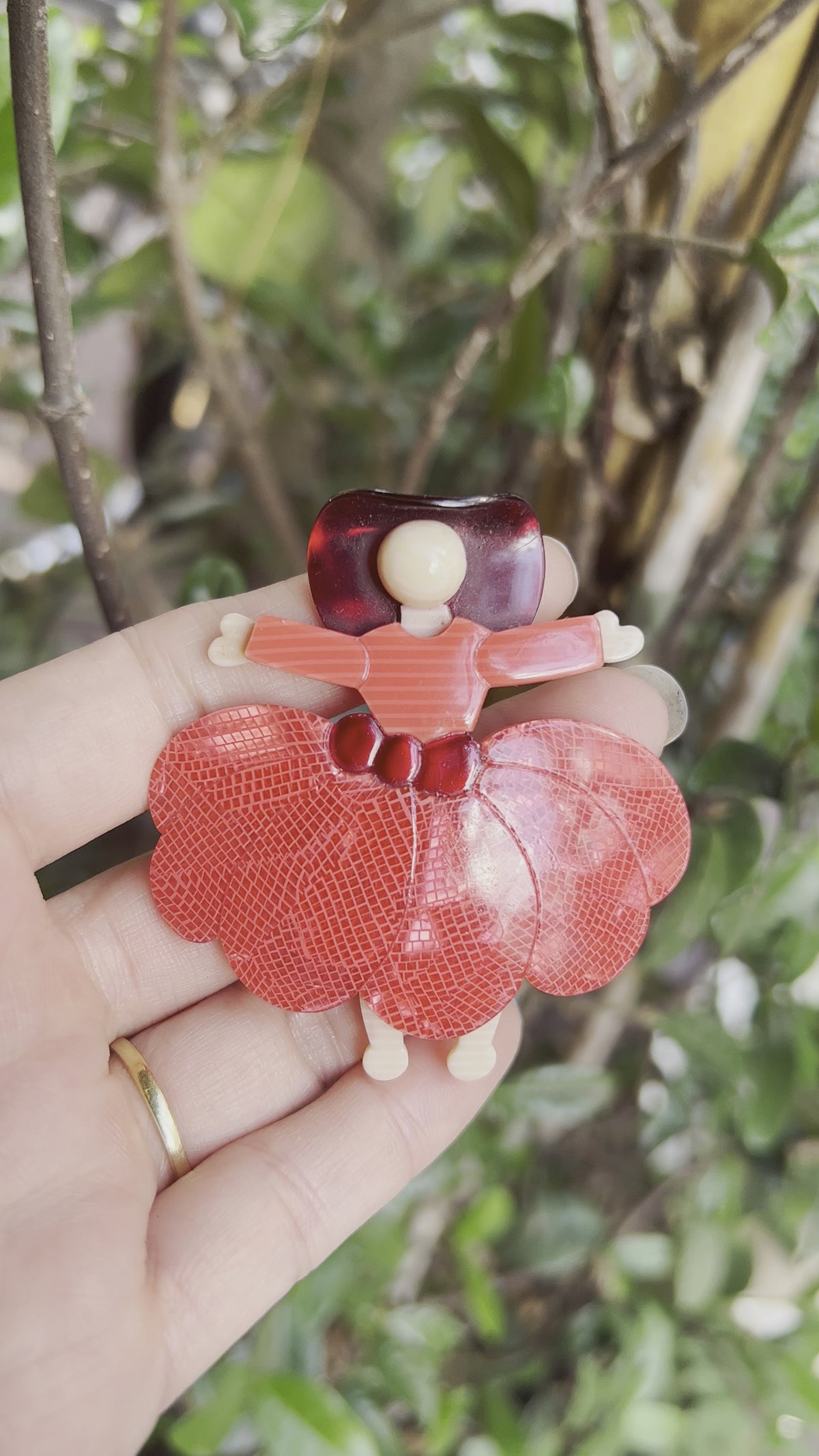 Scarlett O'Hara Brooch by Lea Stein