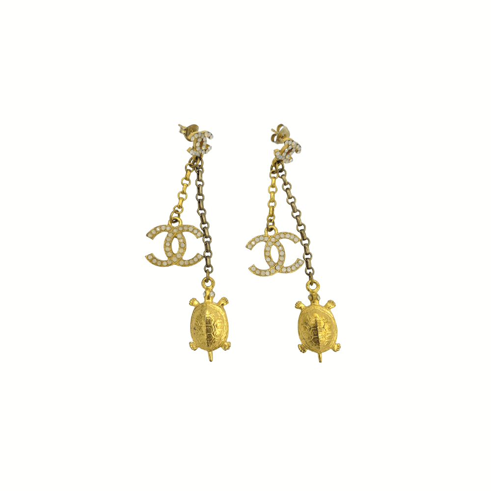Vintage Chanel CC Logo Turtle Earrings – view 4